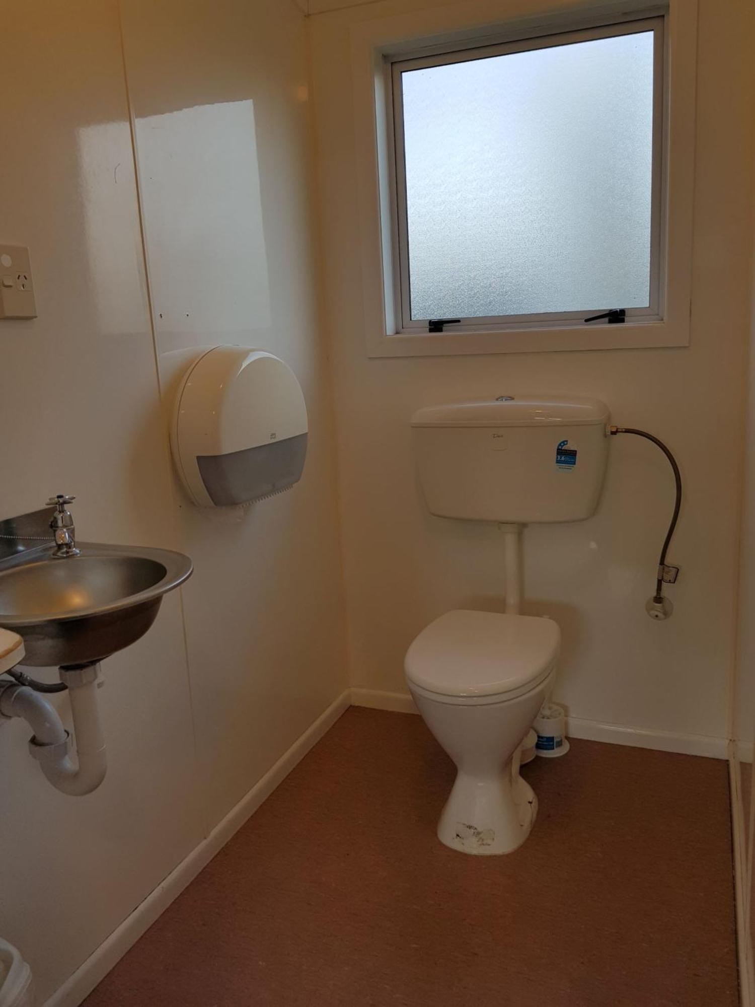 Levin Top 10 Holiday Park Room photo