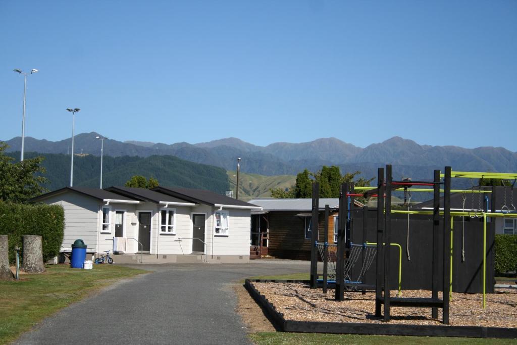 Levin Top 10 Holiday Park Room photo